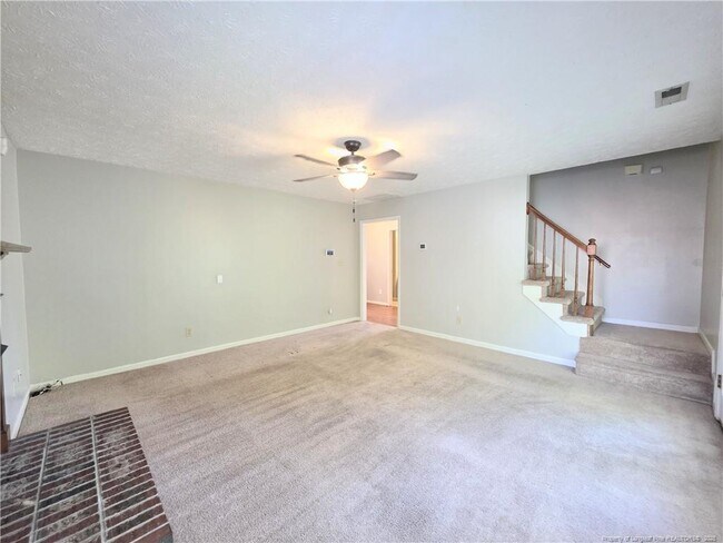Building Photo - 2419 Lull Water Dr