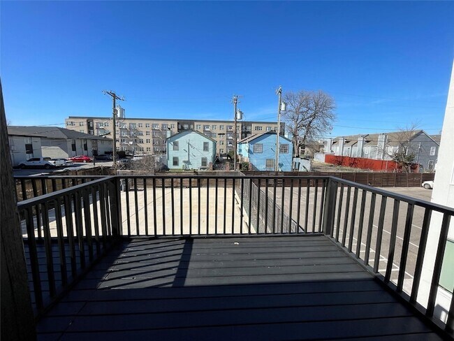 Building Photo - 4609 Virginia Ave