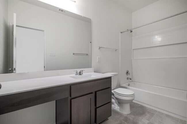 Building Photo - 210 Adeline Dr