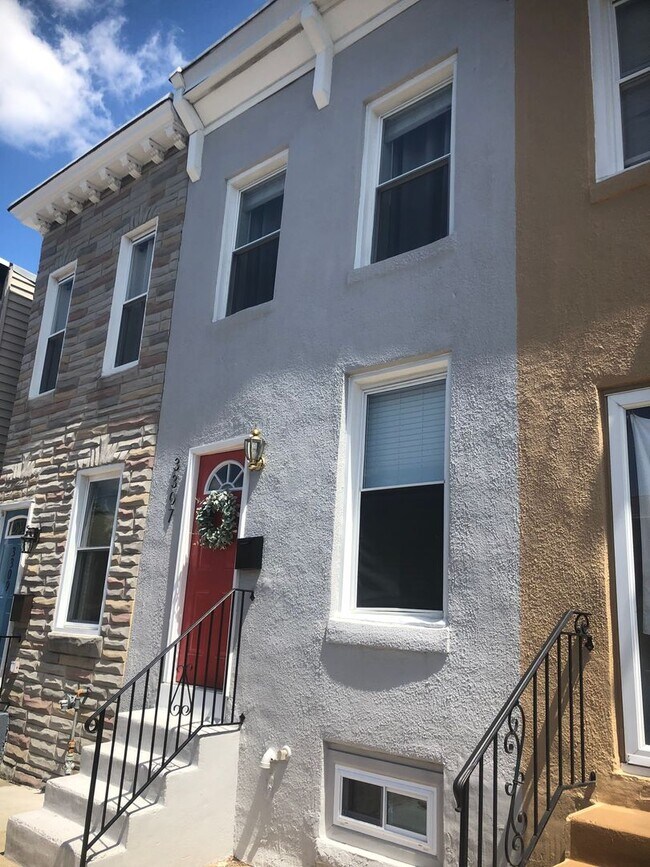 Building Photo - 3307 Paine St