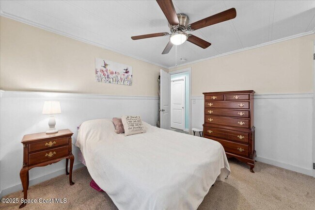Building Photo - 938 Wren Cir