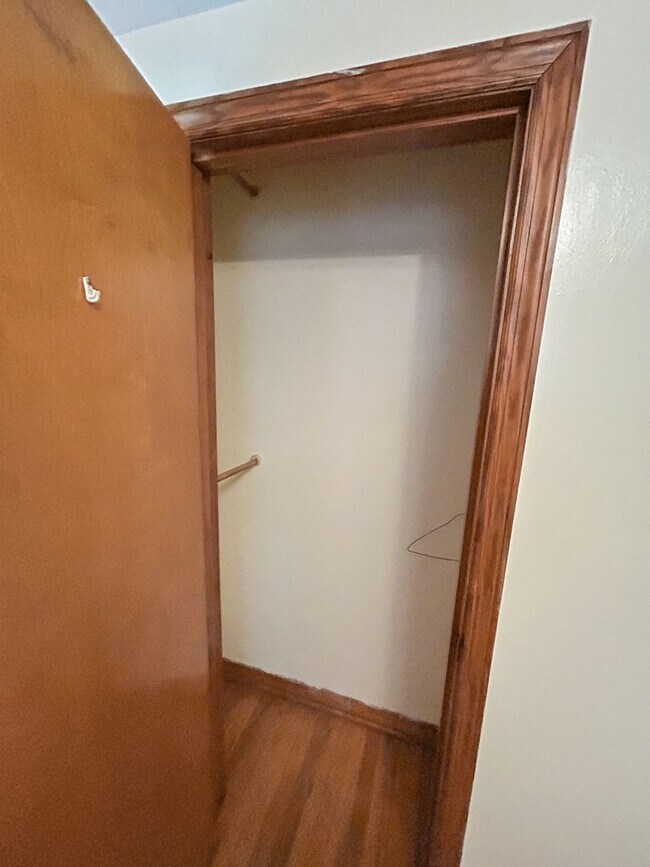 Building Photo - 1028 Fleming St