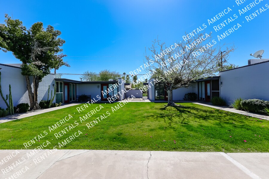 Building Photo - 4202 N 38th St