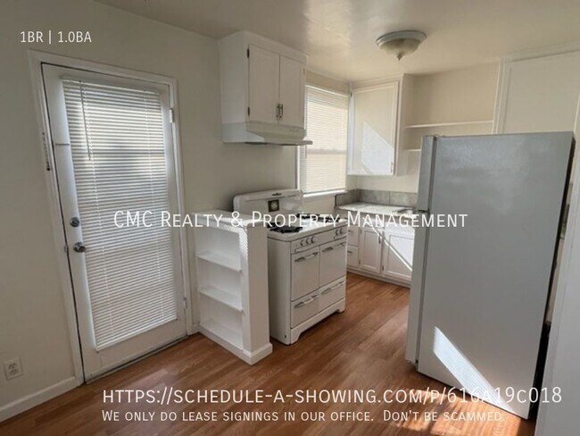 Building Photo - 4512 N Banner Dr