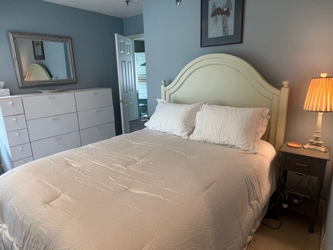 Building Photo - Furnished Waterfront Condo in Hilton Head Plantation - Mariners Pt