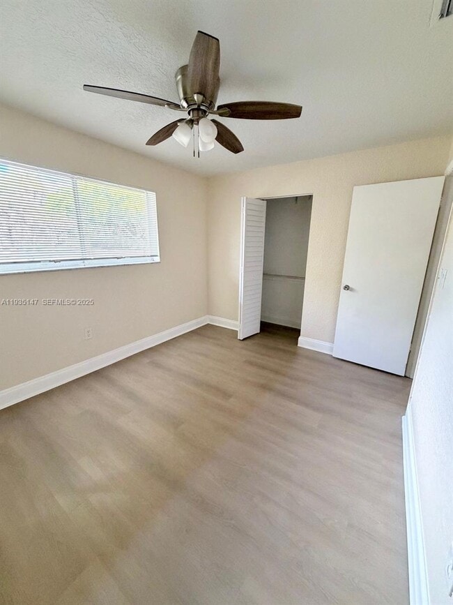 Building Photo - 10722 La Placida Dr