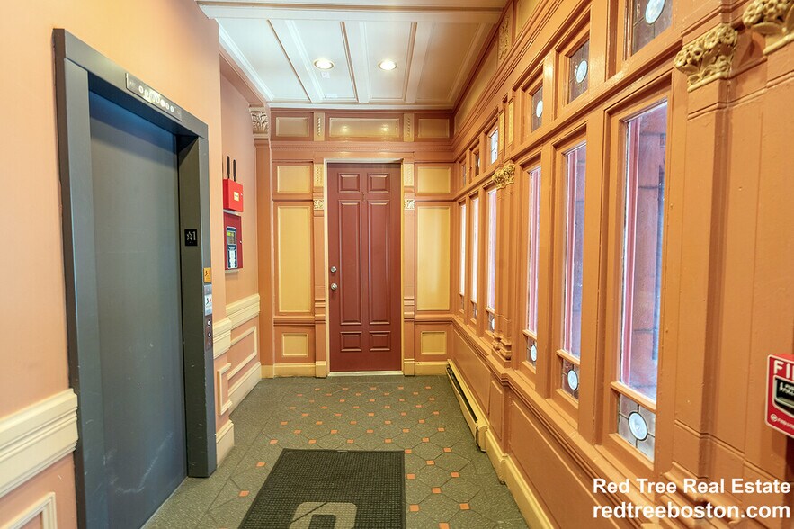 Building Photo - 295 Commonwealth Ave