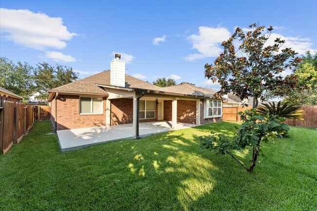 Building Photo - 19927 Letchfield Hollow Dr