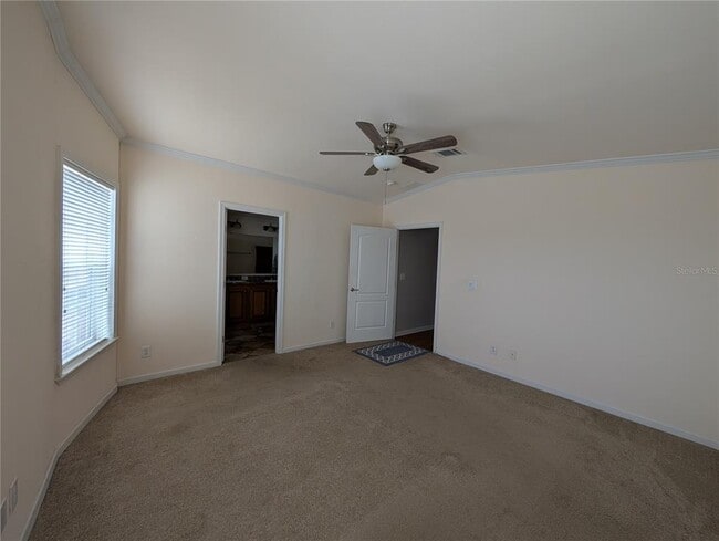 Building Photo - 9101 Fairway Loop