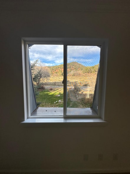 Building Photo - 331 Holland Hills Rd