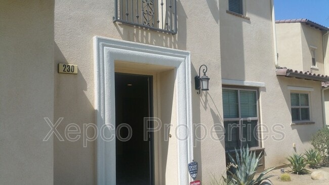 Building Photo - 230 Paseo Bravo