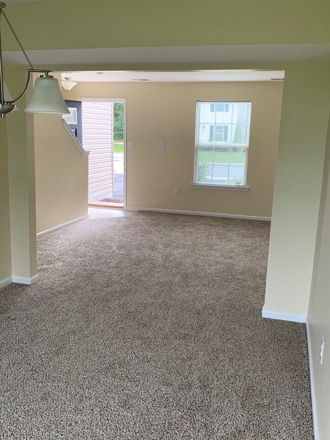 Building Photo - 131 Bobbys Branch Rd