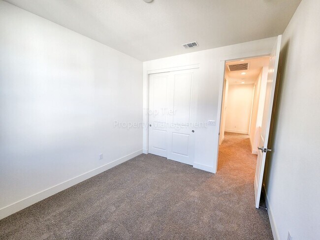 Building Photo - Newer Townhome at Penny Lane in Concord, 2...