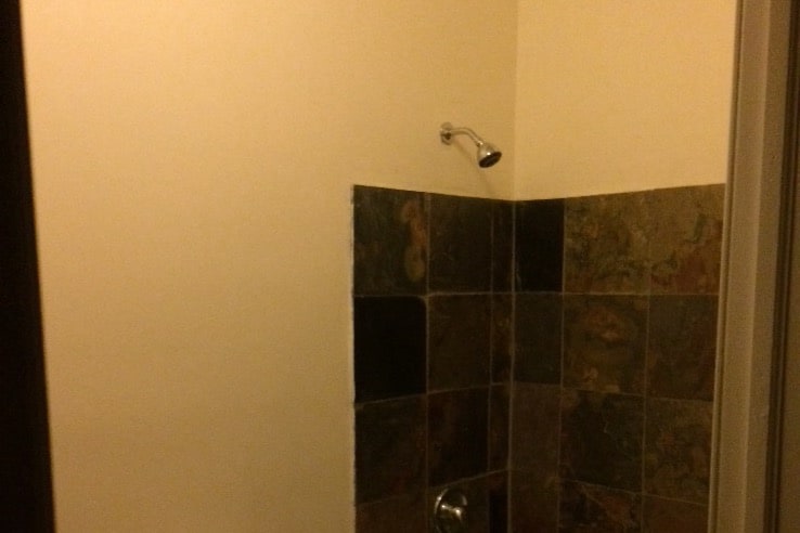 Primary Photo - 870 Herkimer St