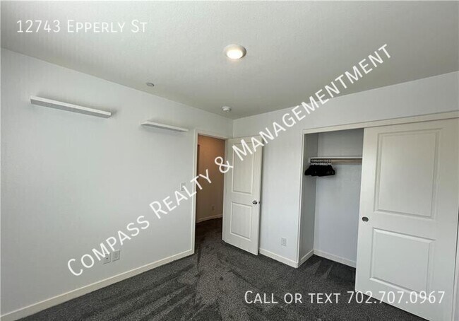 Building Photo - 12743 Epperly St