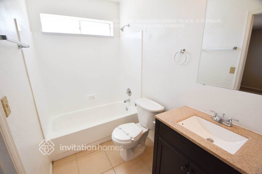 Building Photo - 4433 W Taro Dr