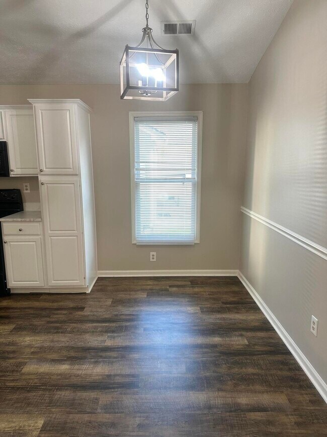 Building Photo - 1137 Iron Lace Ct