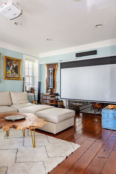 Building Photo - 15 Ferry St