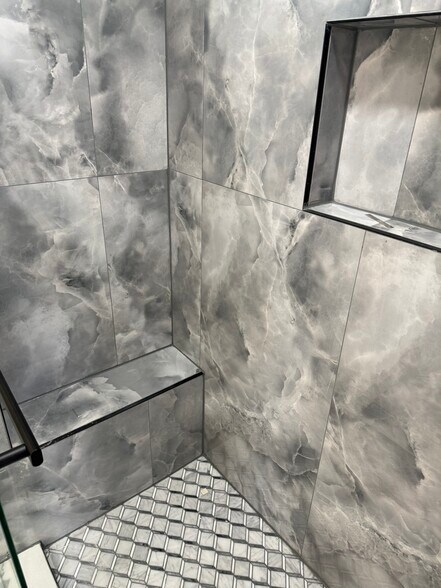 Shower with seat and inset - 2675 S University Blvd
