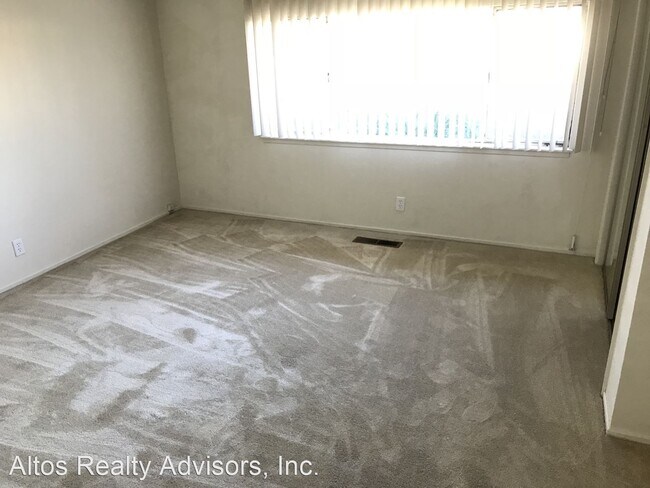 Building Photo - 7622 Orange Blossom Dr