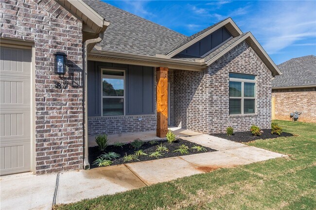 Building Photo - 87 N Banner Ave