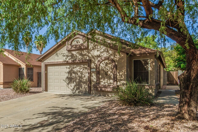 Building Photo - 3022 East Michigan Ave