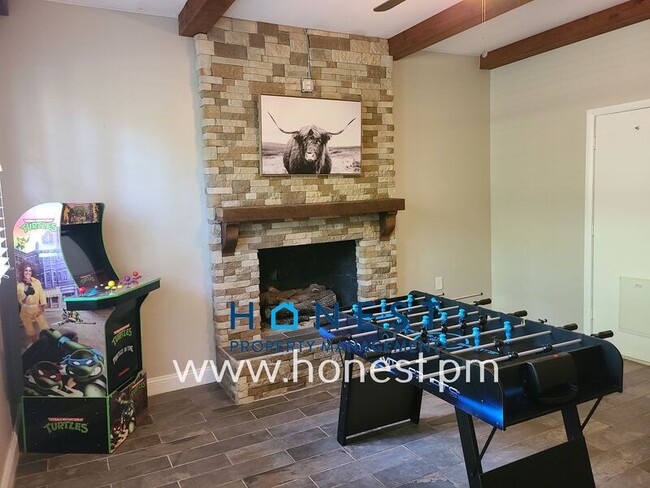 Building Photo - 1222 Rama Rd