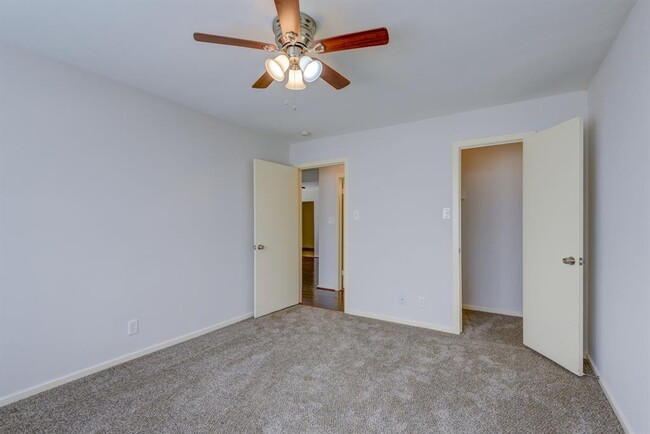 Building Photo - 4123 Dacca Dr
