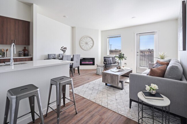 Building Photo - Spring Into Savings: $500 Rent Credit & $5...