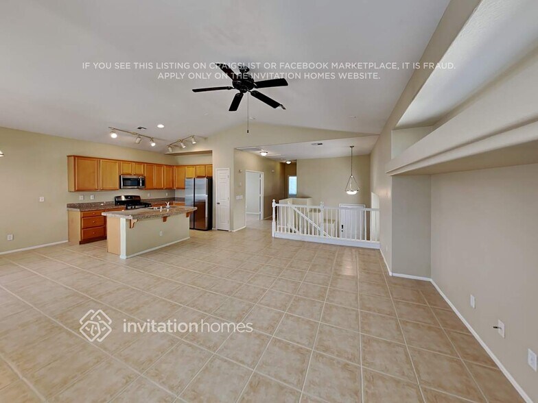 Building Photo - 9141 Blue Raven Ave