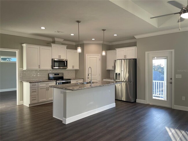Building Photo - 1622 NW 120th Terrace