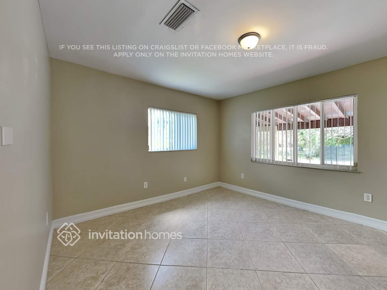 Building Photo - 10840 SW 32nd St