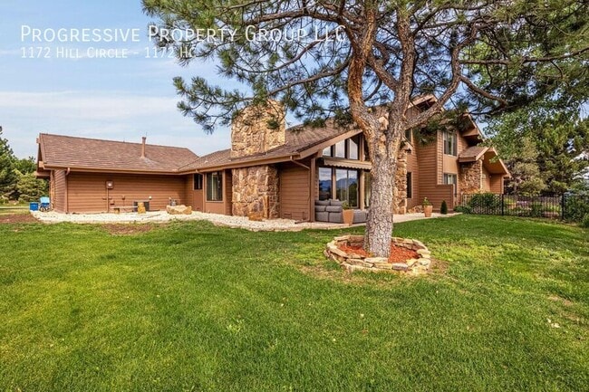 Building Photo - 1172 Hill Cir