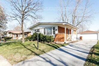 Building Photo - 423 N Park Dr