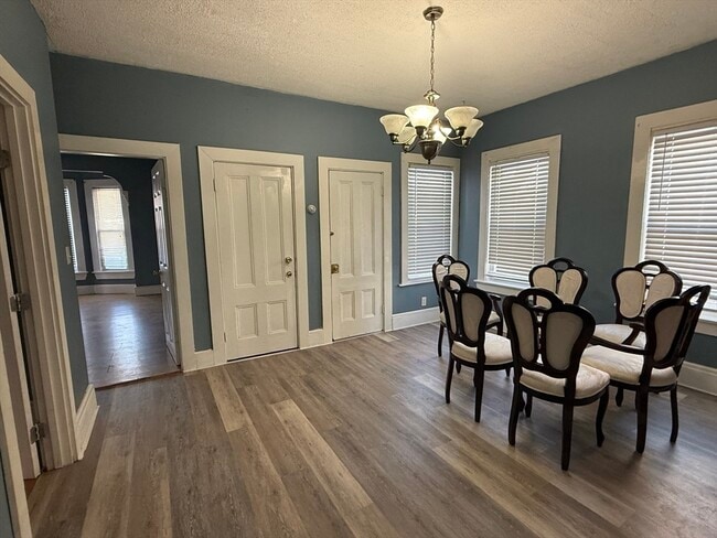 Building Photo - 234 Green St