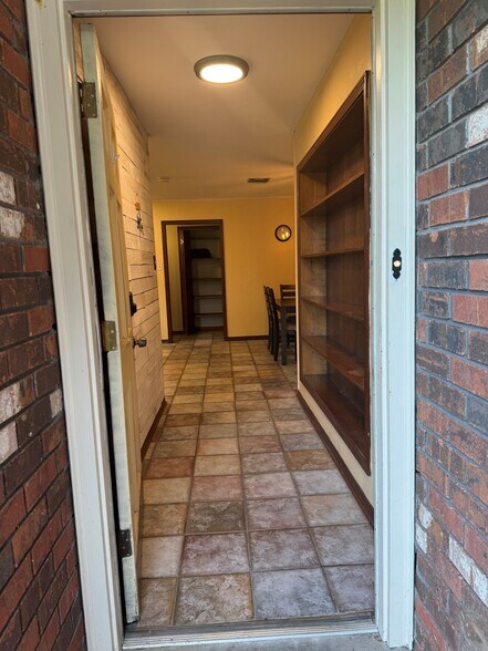 Building Photo - 119 Jay St