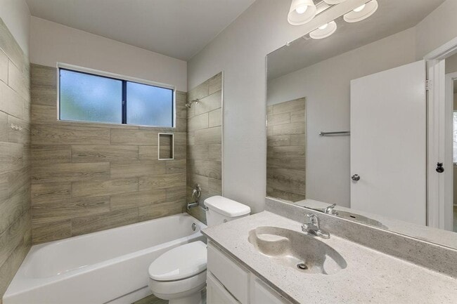 Building Photo - 1808 Prairie Star Ln