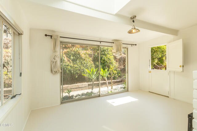 Building Photo - 1425 Brixton Rd