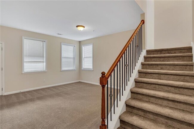 Building Photo - 6174 Indian Wood Cir