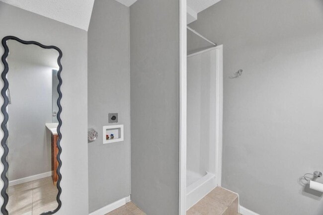 Building Photo - 1125 Faye St