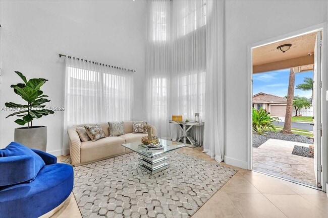 Building Photo - 773 SW 120th Ave