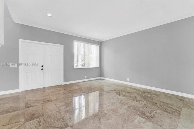 Building Photo - 1518 Maple Dr