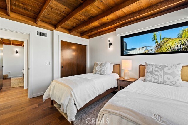 Building Photo - 1412 E Oceanfront