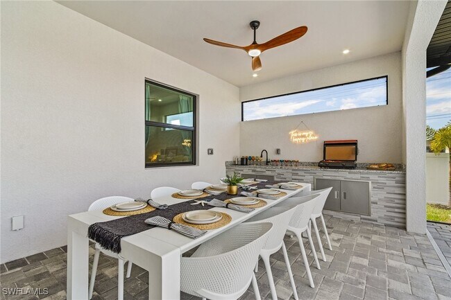 Building Photo - 1923 SW 27th Terrace