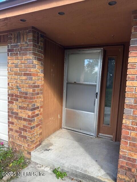 Building Photo - 1693 Dogwood Cir