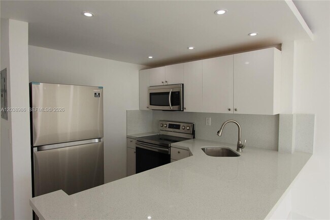 Building Photo - 801 NW 47th Ave
