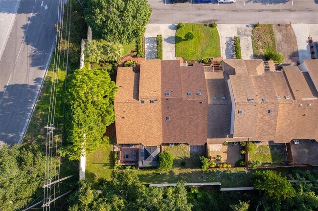 Building Photo - 200 Egret Ct