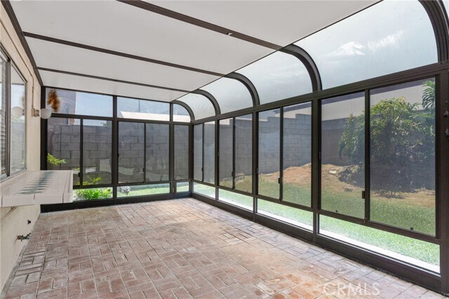 Building Photo - 1708 E Cyrene Dr