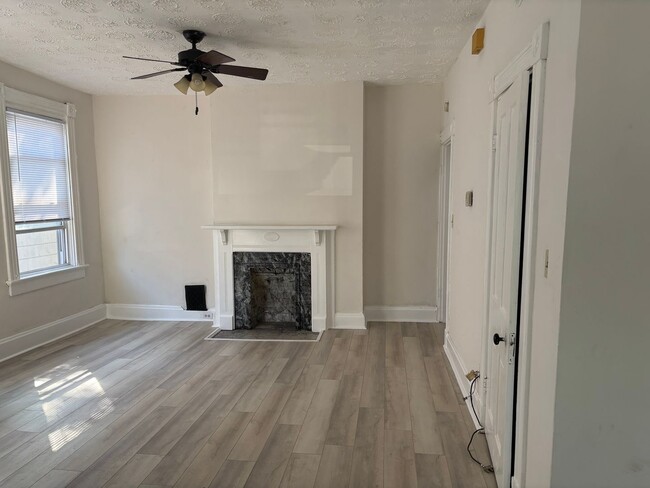 Building Photo - SOUTHVIEW