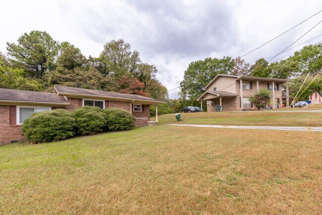 Building Photo - 3814 Cherwood Ln